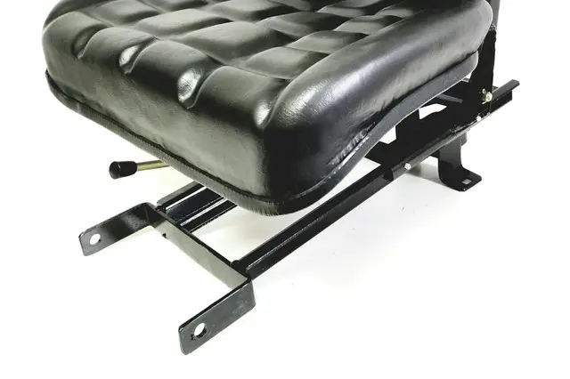 Tractor_Seat_Taller_Back_Arm_Rest_Mahindra_E007606620B11_2__36307.webp