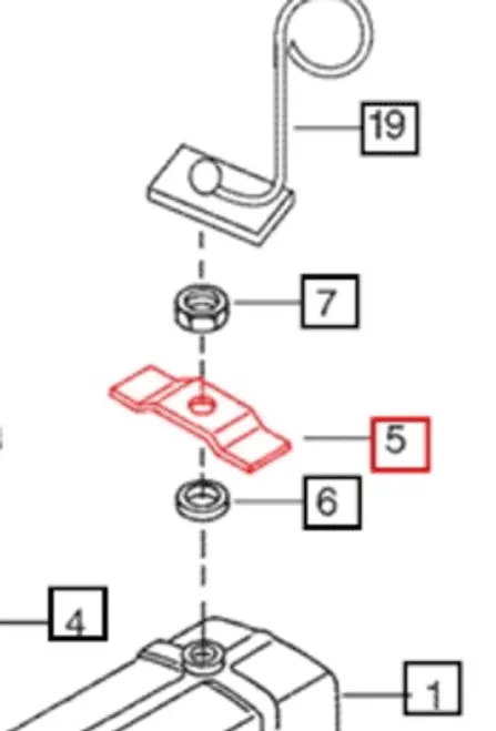 VALVE COVER STIFFENER FOR 4005 MAHINDRA TRACTOR (001121233R1)