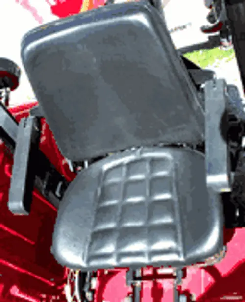 REPLACEMENT SEAT FOR 6000 MAHINDRA TRACTOR (E007606620B11) SEAT Assy. (Harita)