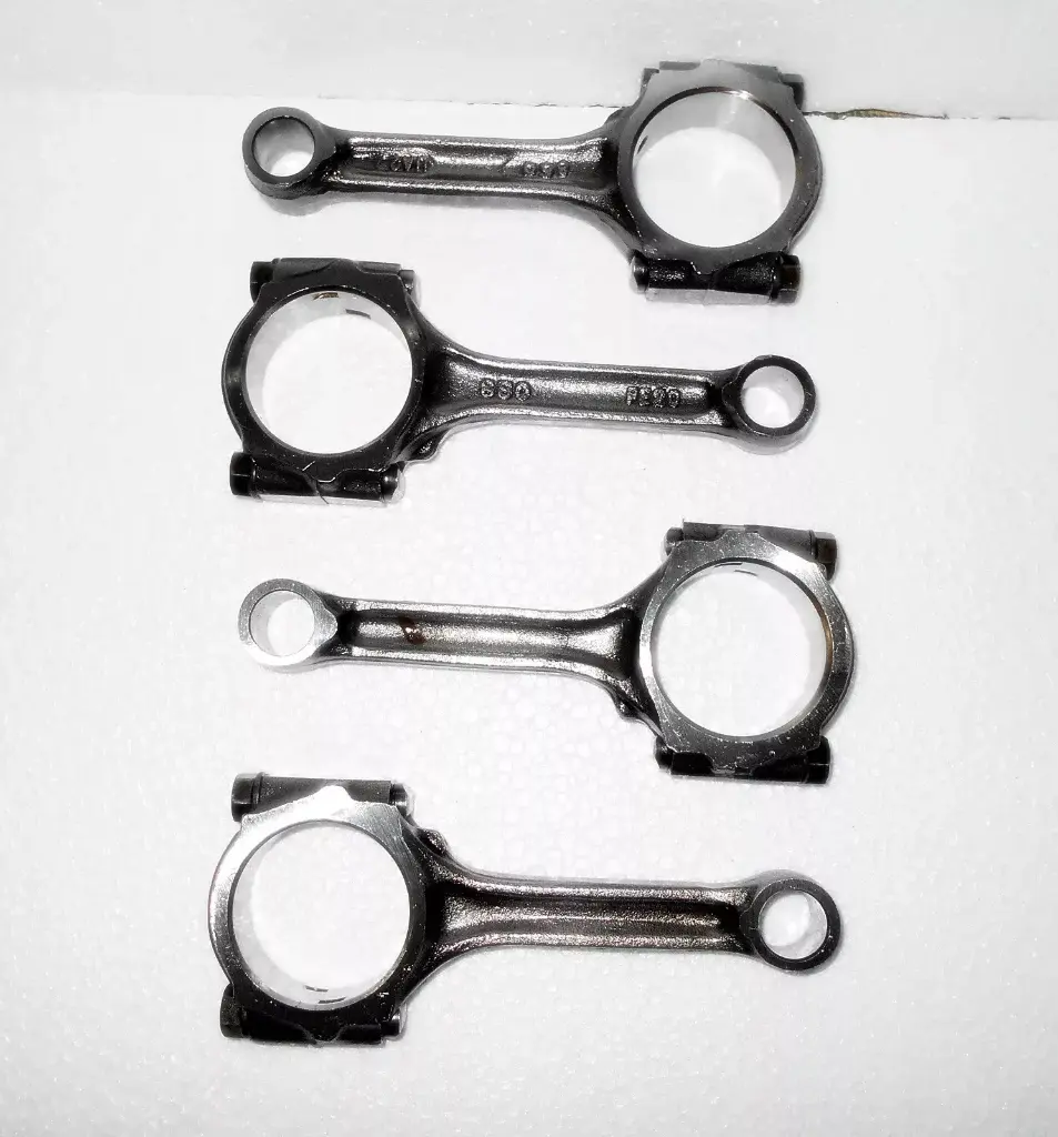 SUZUKI SJ413 G13A G13BA 8 VALVE ENGINE CONNECTING CON ROD SIERRA DROVER SAMURAI