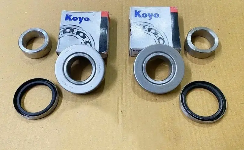 PAIR 1985-1995 SUZUKI SAMURAI Rear Wheel Bearing KIT (Bearing, Retainer, Seal)