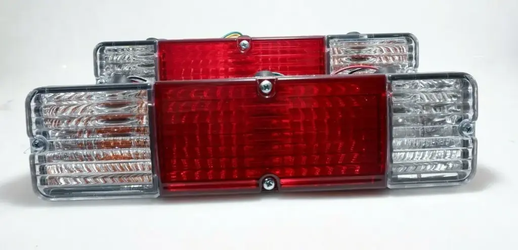 TAIL LIGHT LAMP PAIR RH & LH SUZUKI SJ410 SJ413 JIMNY SAMURAI CARIBIAN SIERRA