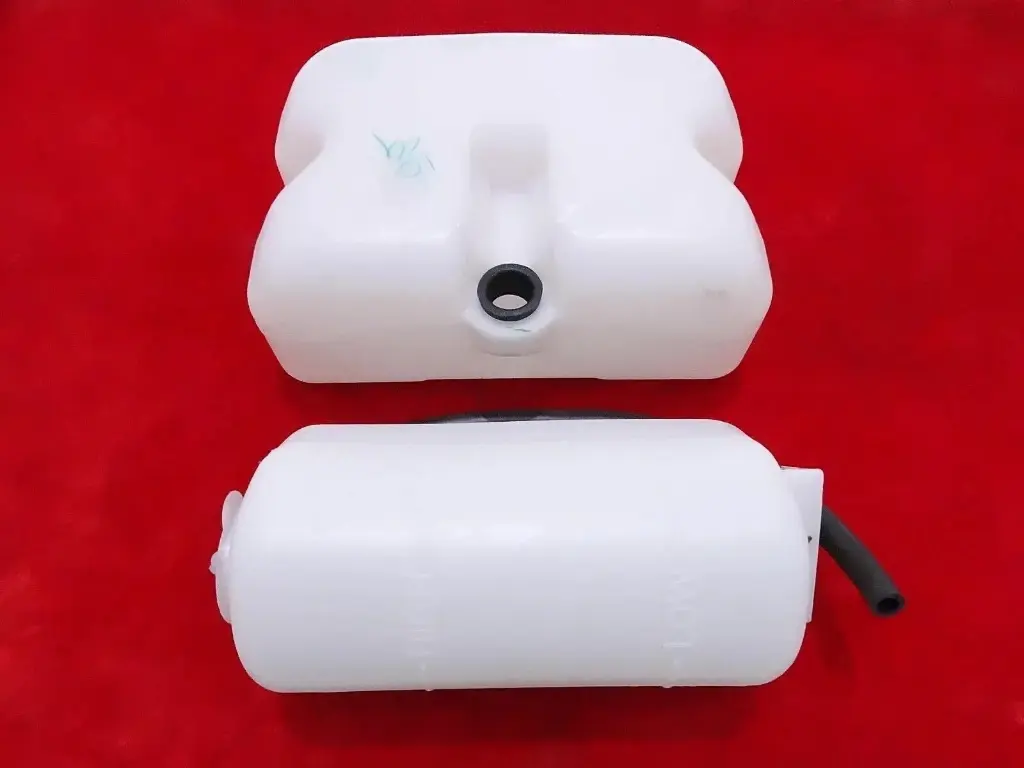 Windshield Washer with Coolant Bottle (OEM) Suzuki Samurai SJ410 SJ413 Gypsy