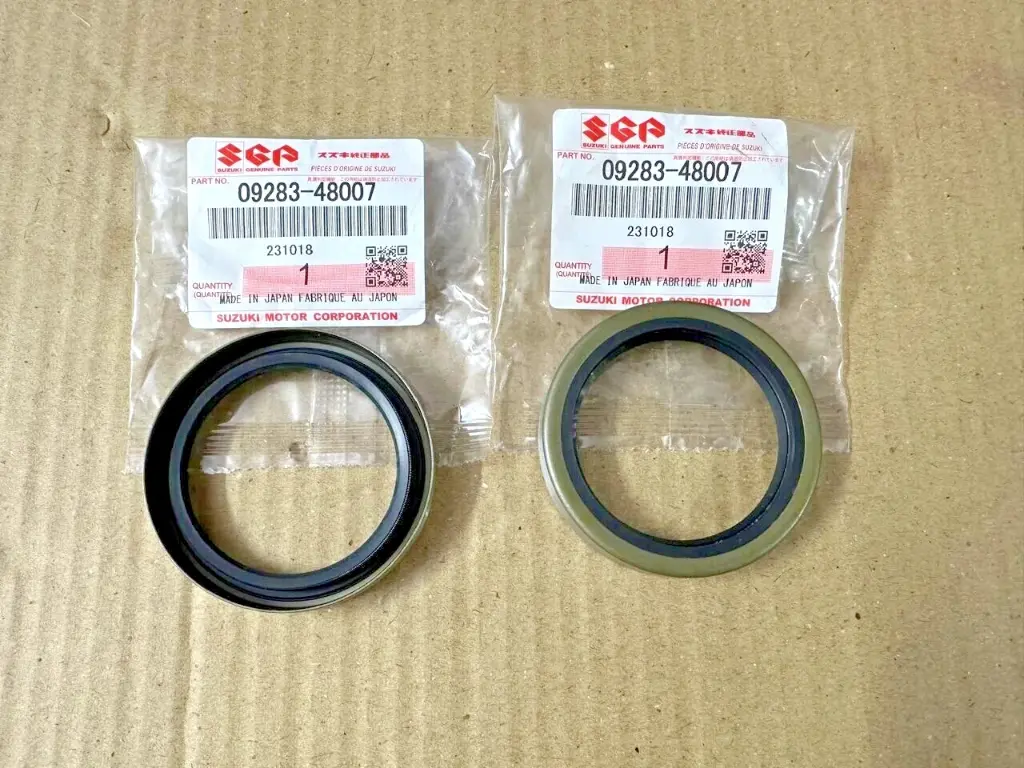 Genuine Rear Axle Oil Seal 2X For Suzuki Jimny SJ410 SJ413 Samurai 09283-48007