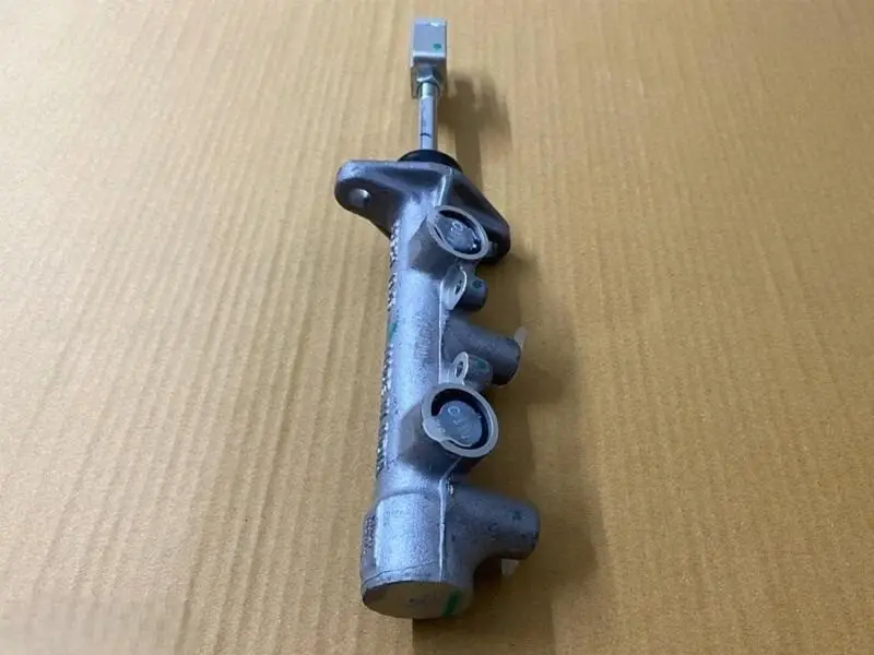 For Suzuki SJ410 SJ413 Brake Master Cylinder Jimny Samurai Sierra Drover