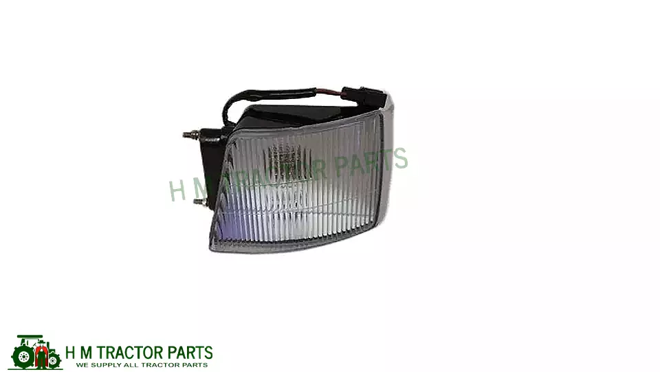 MAHINDRA TRACTOR PARKING AND TURN SIGNAL LAMP RH 000060516M01