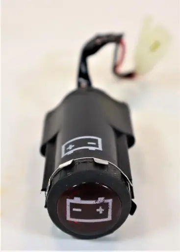 SOCKET BATTERY CHARGE FOR MAHINDRA TRACTOR MODELS E350, 3505, 4005, 4505, AND 5005 005558358R91