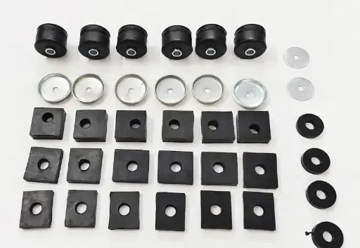 SUZUKI CHASSIS / BODY MOUNT KIT SJ413 SJ410 LJ80 SAMURAI JIMNY SIERRA DROVER