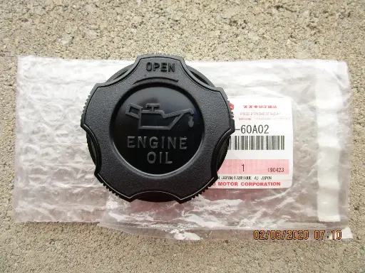 SUZUKI SAMURAI 2D SUV ENGINE OIL FILLER CAP OEM BRAND NEW 88 - 95