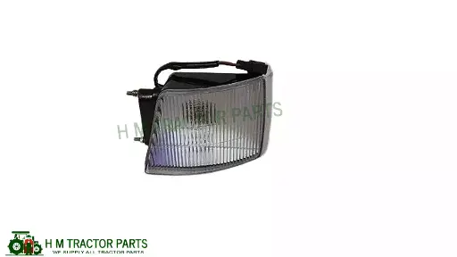 MAHINDRA TRACTOR PARKING AND TURN SIGNAL LAMP RH 000060516M01